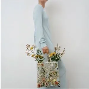 ZARA【NEW】EMBROIDERED DETAIL TOTE BAG EMBROIDERED DETAIL SHOPPER - Golden | ZARA United States